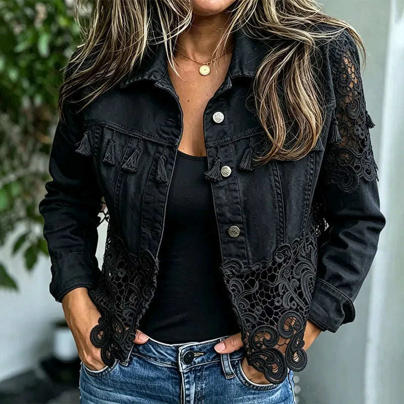 Anselia - Jacke mit Spitzenbesatz und Knopfverschluss
