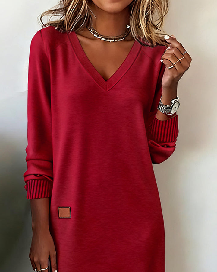 Galenique - Legeres Strickkleid mit V-Ausschnitt
