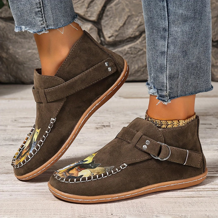 Cara - Bequemer Slipper mit Schnallendetail