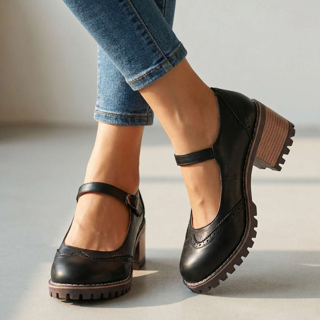 Ilyra - Blockabsatz-Schuhe mit Riemchen und Schnalle