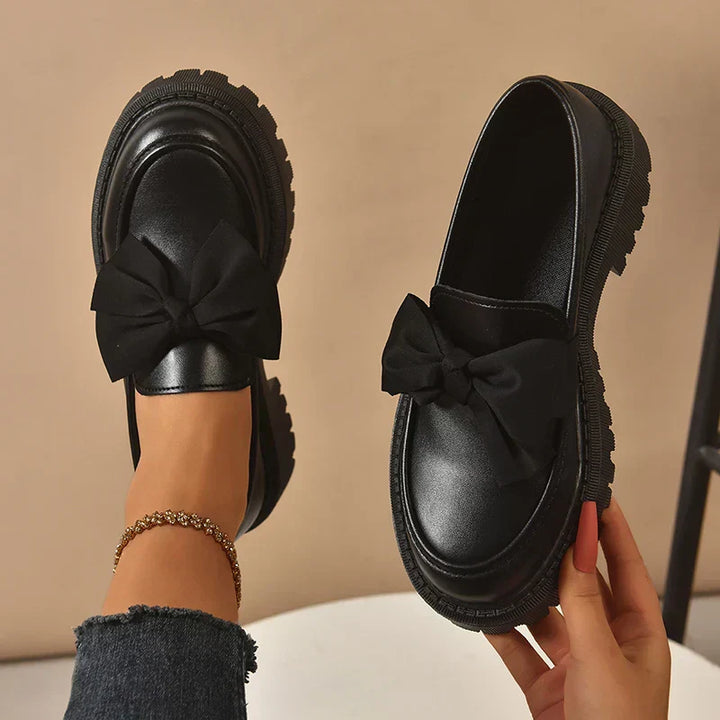 Eliza – Glänzende Plateau-Loafer
