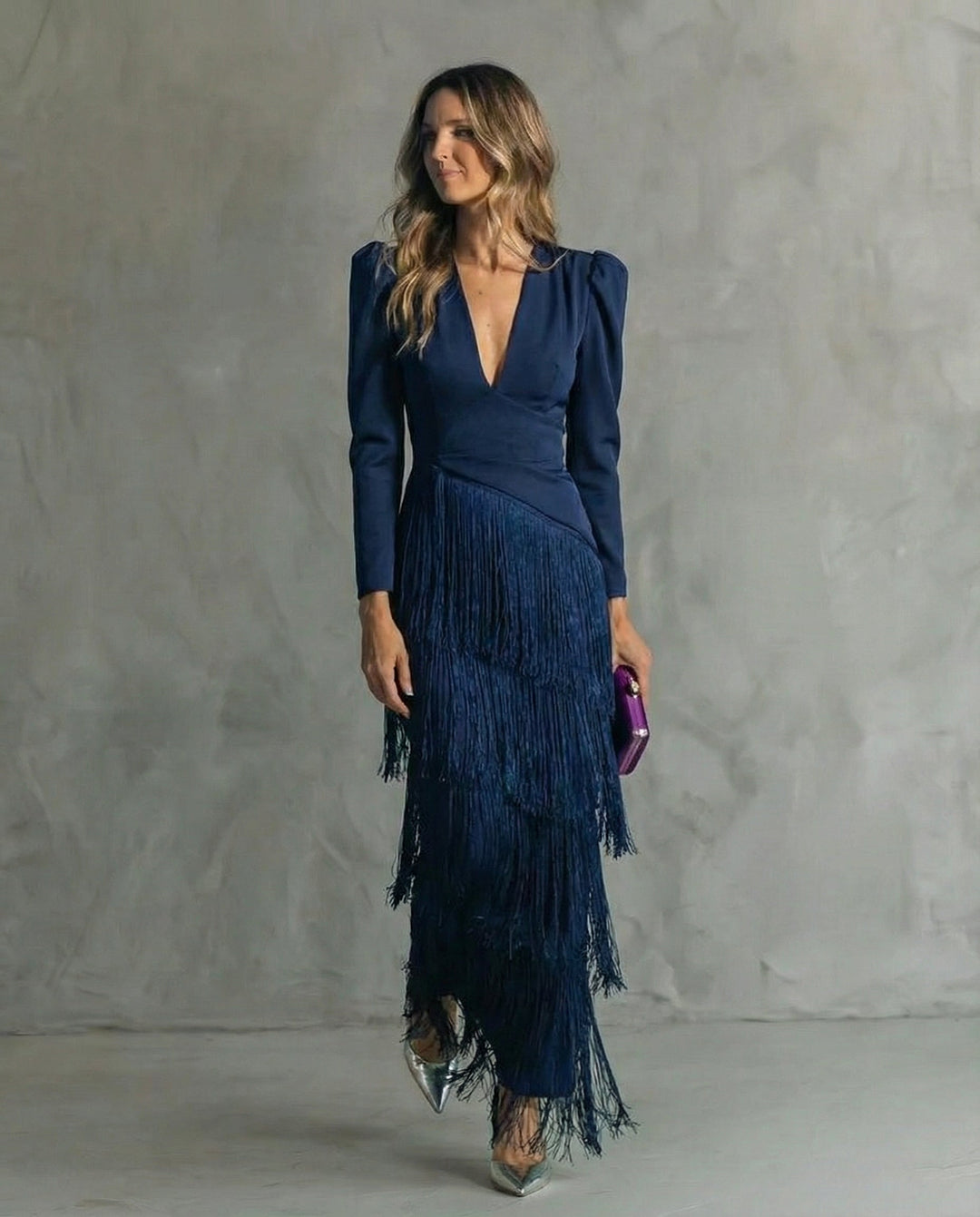 Serenva - Elegantes Midikleid mit Fransenärmeln