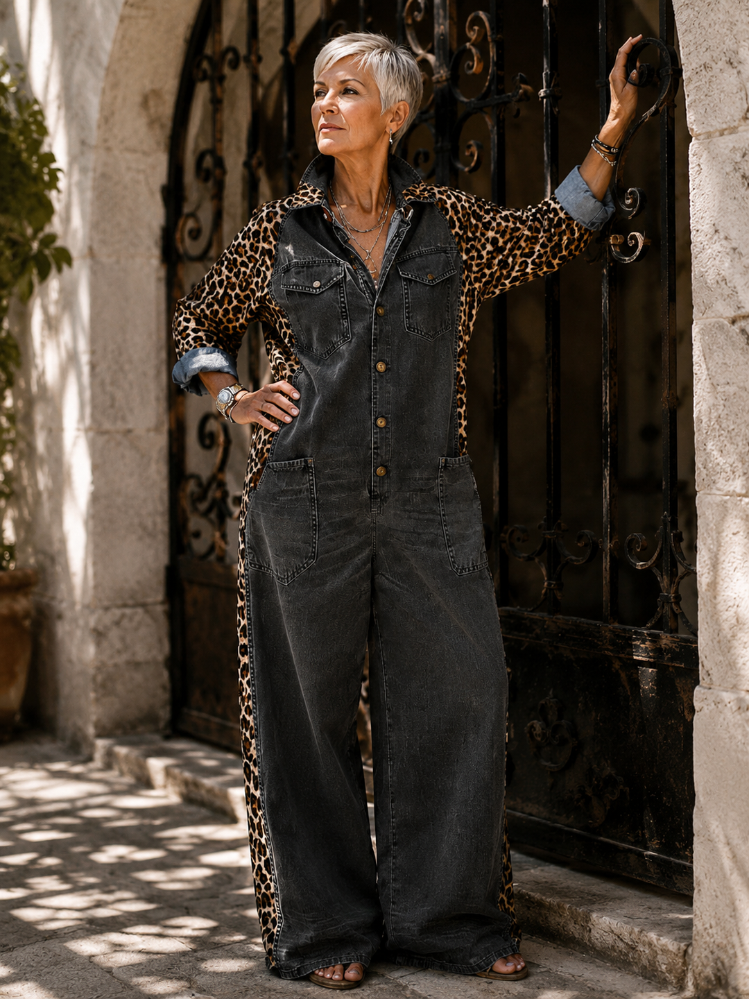 Annalise - Denim-Jumpsuit mit weitem Bein und Leoparden-Einsätzen