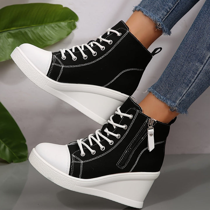 Harper - Skulptural geformte Keilsneaker