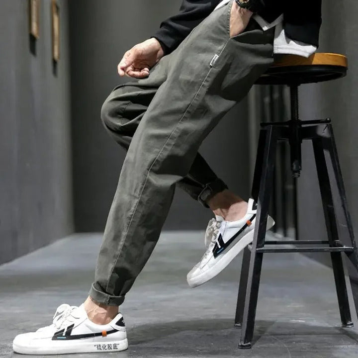 Neryth - schmal zulaufende Soft-Touch-Jogginghose