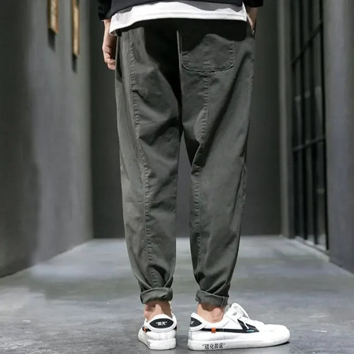 Neryth - schmal zulaufende Soft-Touch-Jogginghose
