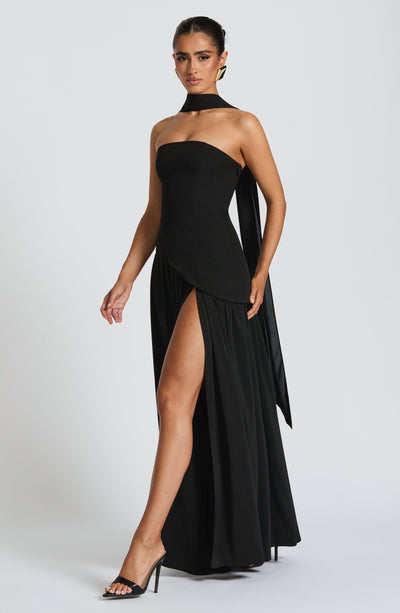 Rynellea - Elegantes trägerloses Abendkleid