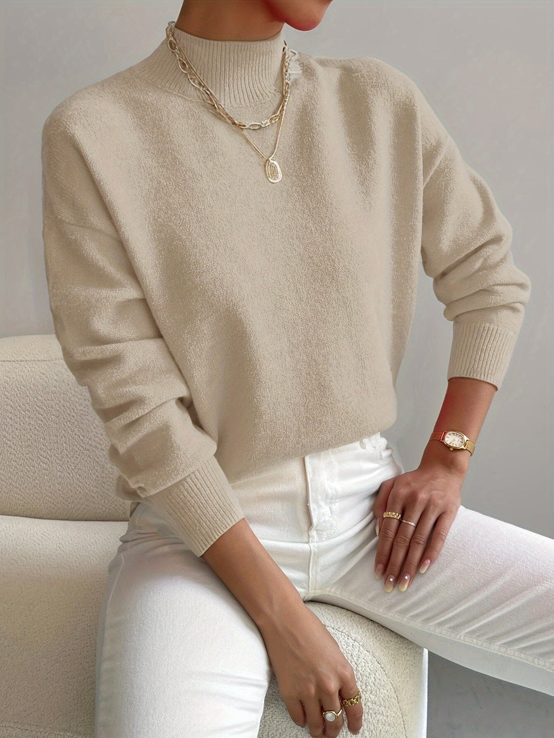 Astra - Locker geschnittener Stehkragen-Strickpullover