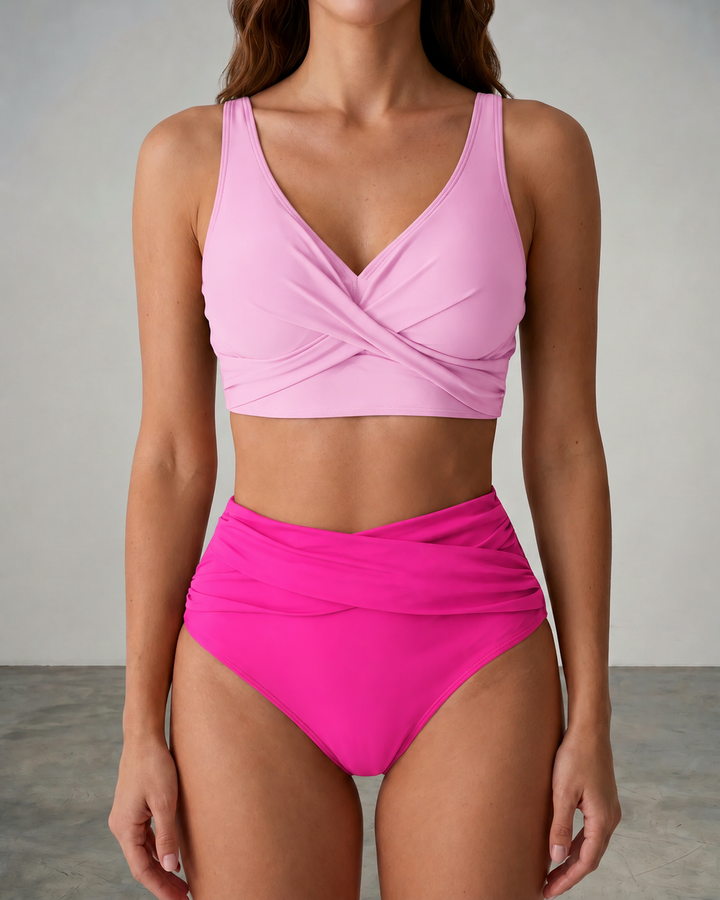 Avelyn - Figurformender Wickel-Bikini