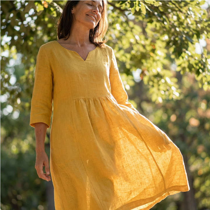 Avenille - Soft-Touch Midikleid mit V-Ausschnitt