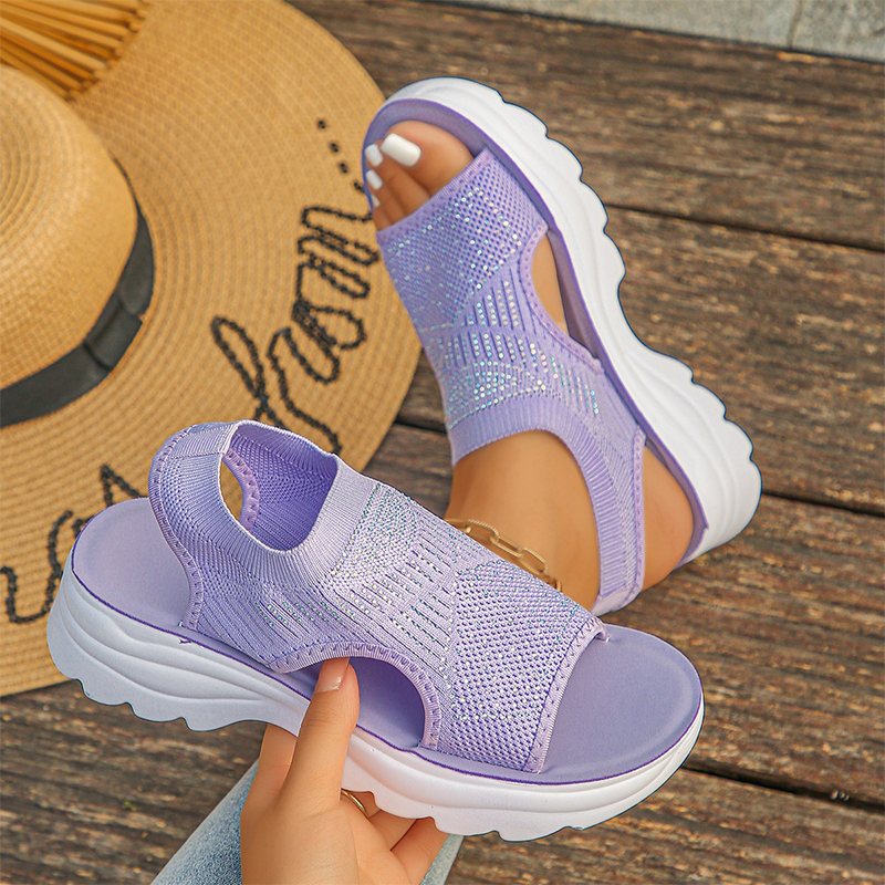 Joelle - atmungsaktive, gepolsterte Sandalen