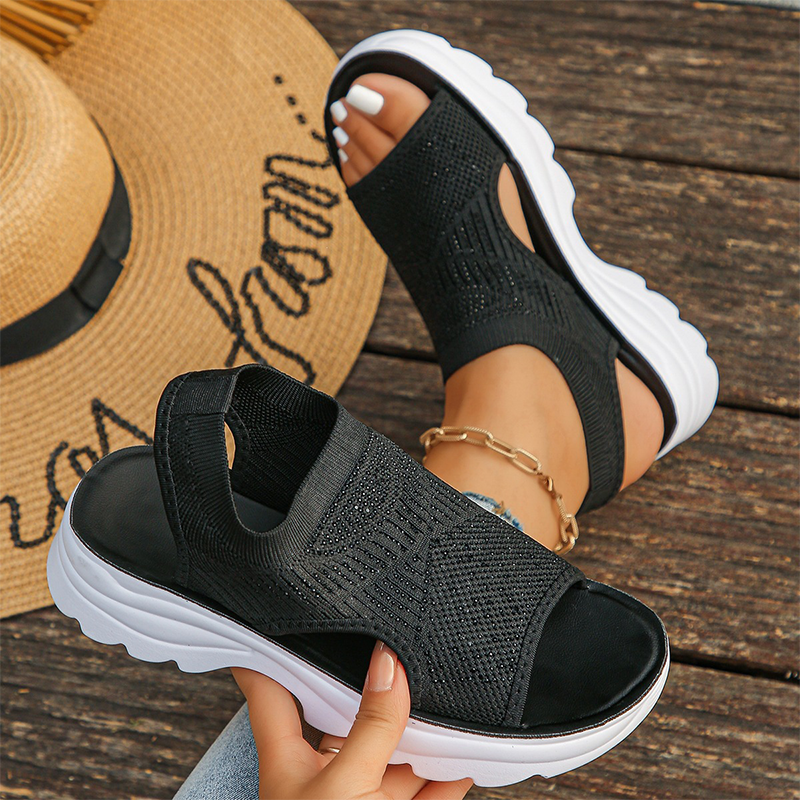 Joelle - atmungsaktive, gepolsterte Sandalen