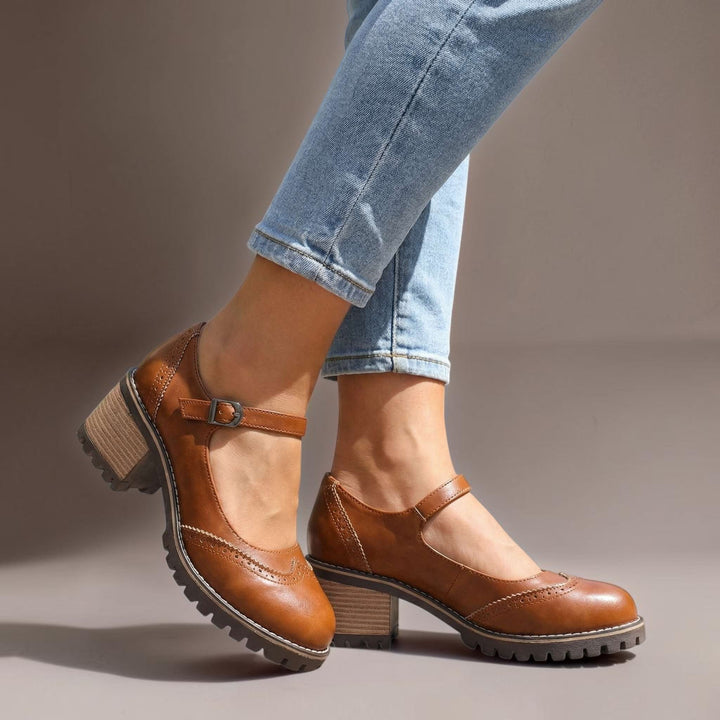 Ilyra - Blockabsatz-Schuhe mit Riemchen und Schnalle